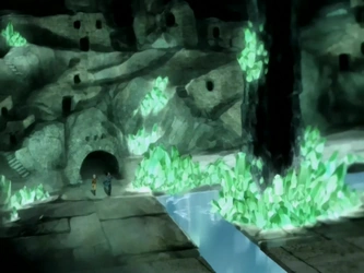 File:Crystal Catacombs houses.png