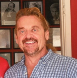 File:Marc Graue.png