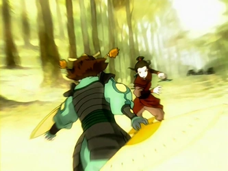 File:Suki versus Azula.png