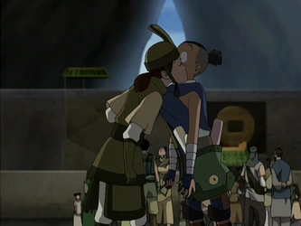 File:Suki reunites with Sokka.png