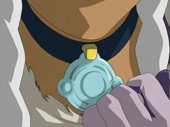 File:Yue's necklace.png
