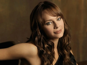 File:Melinda Clarke.png