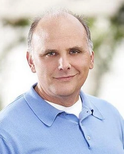 File:Kurt Fuller.png