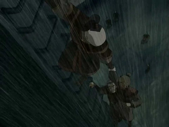 File:Zuko saving the helmsman.png