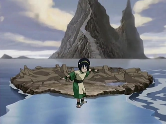 File:Toph walking on ice.png